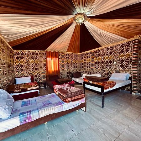 Salameh'S Bedouin Camp Hotel Вади Рум Екстериор снимка