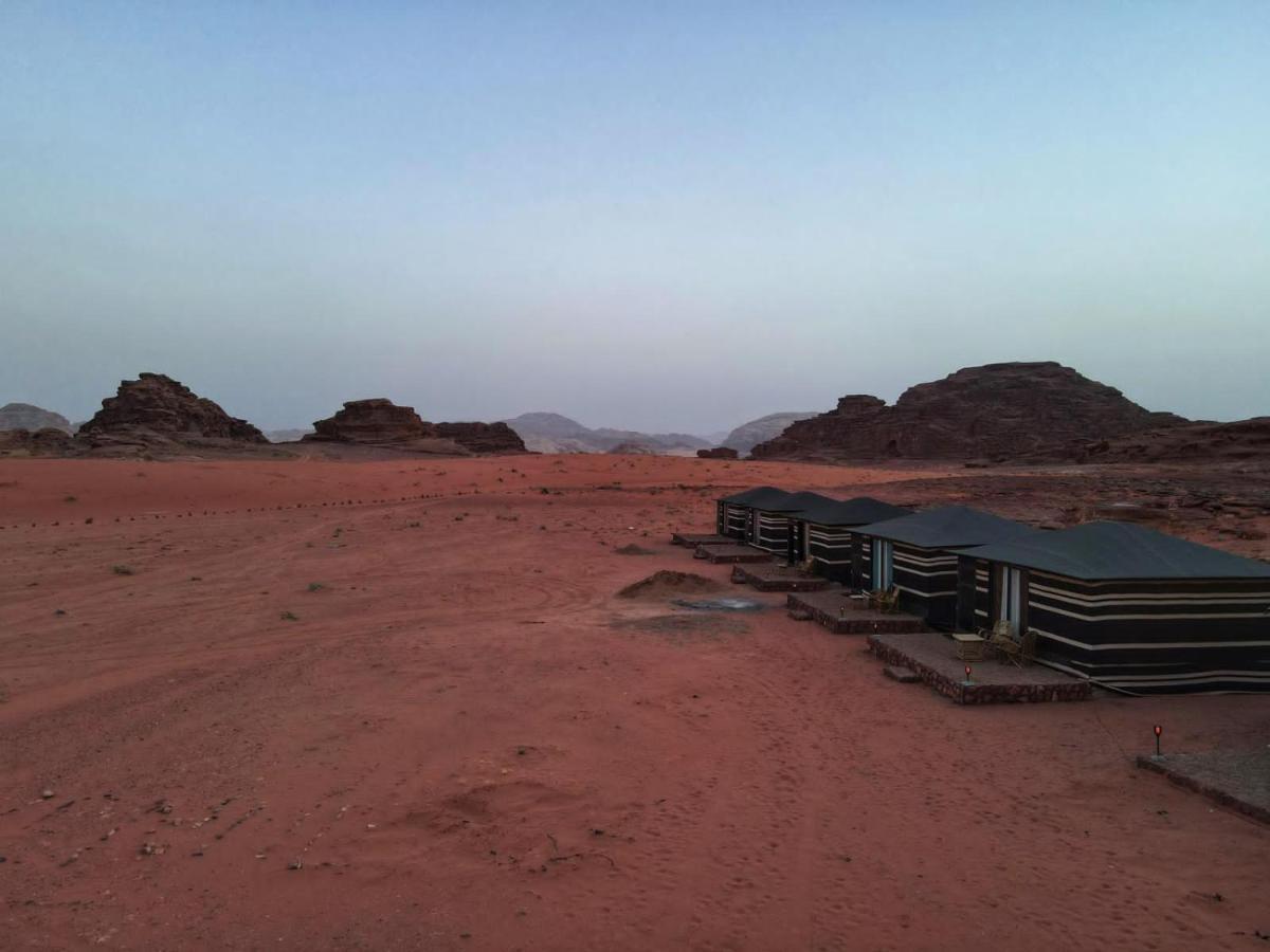 Salameh'S Bedouin Camp Hotel Вади Рум Екстериор снимка