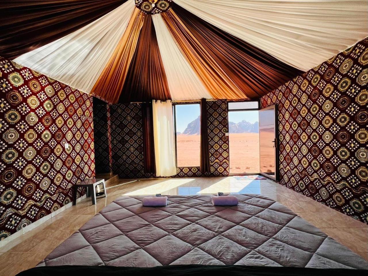 Salameh'S Bedouin Camp Hotel Вади Рум Екстериор снимка