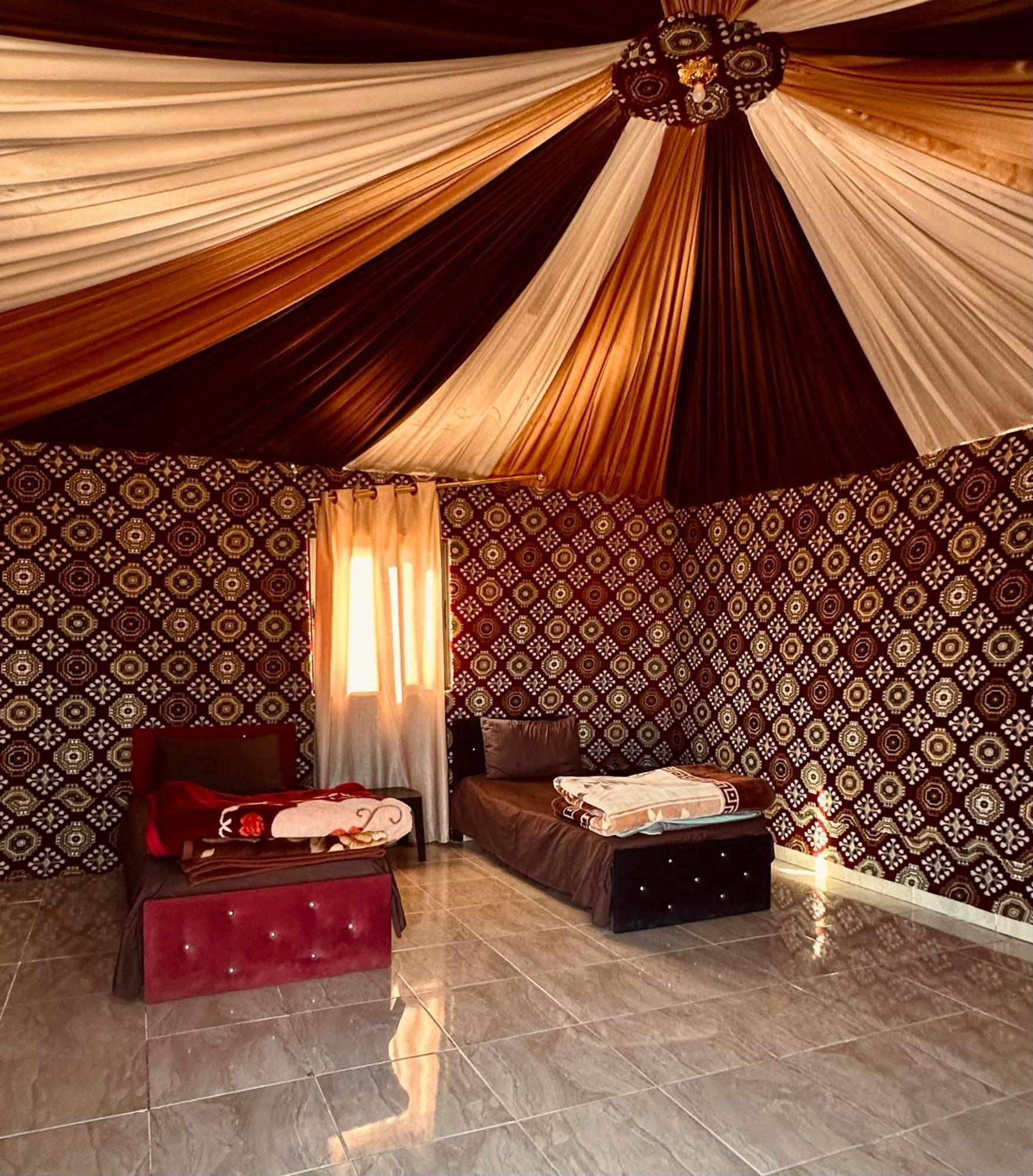 Salameh'S Bedouin Camp Hotel Вади Рум Екстериор снимка