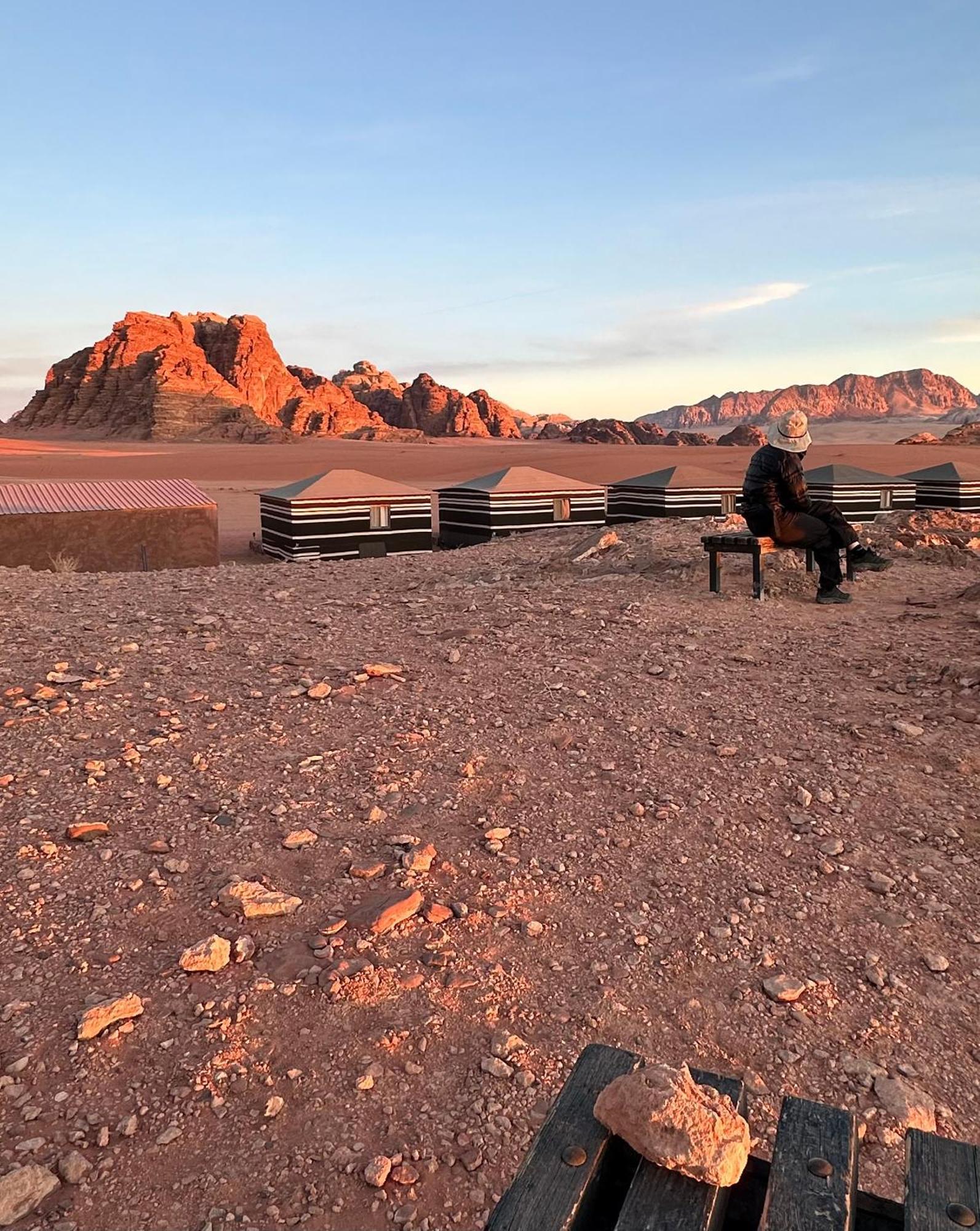 Salameh'S Bedouin Camp Hotel Вади Рум Екстериор снимка